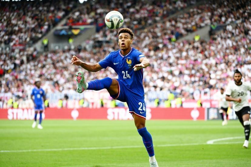 星空体育-队报：杜埃将伤缺3至4周，将无缘对阵亚特兰大的欧冠比赛